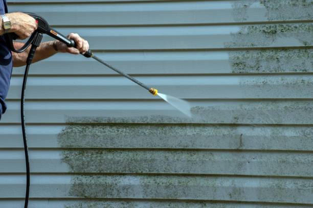 Best Fence Cleaning  in Solana, FL